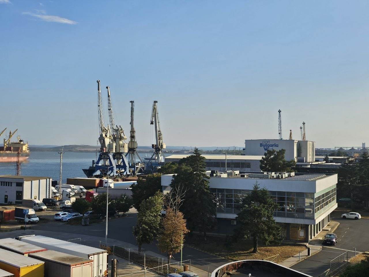 Bulk carrier under cranes at the Port of Burgas